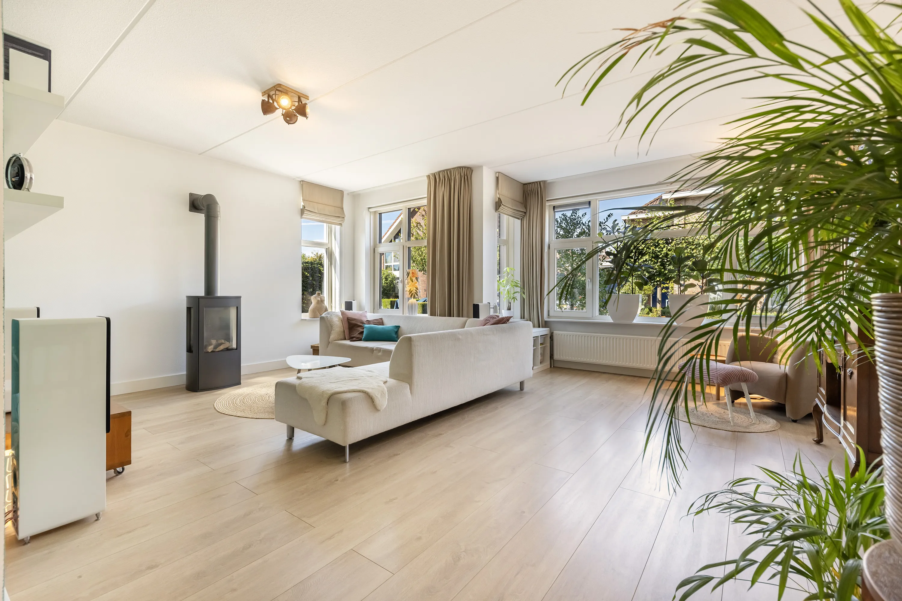 HOLTEN - Heidevlinder 8