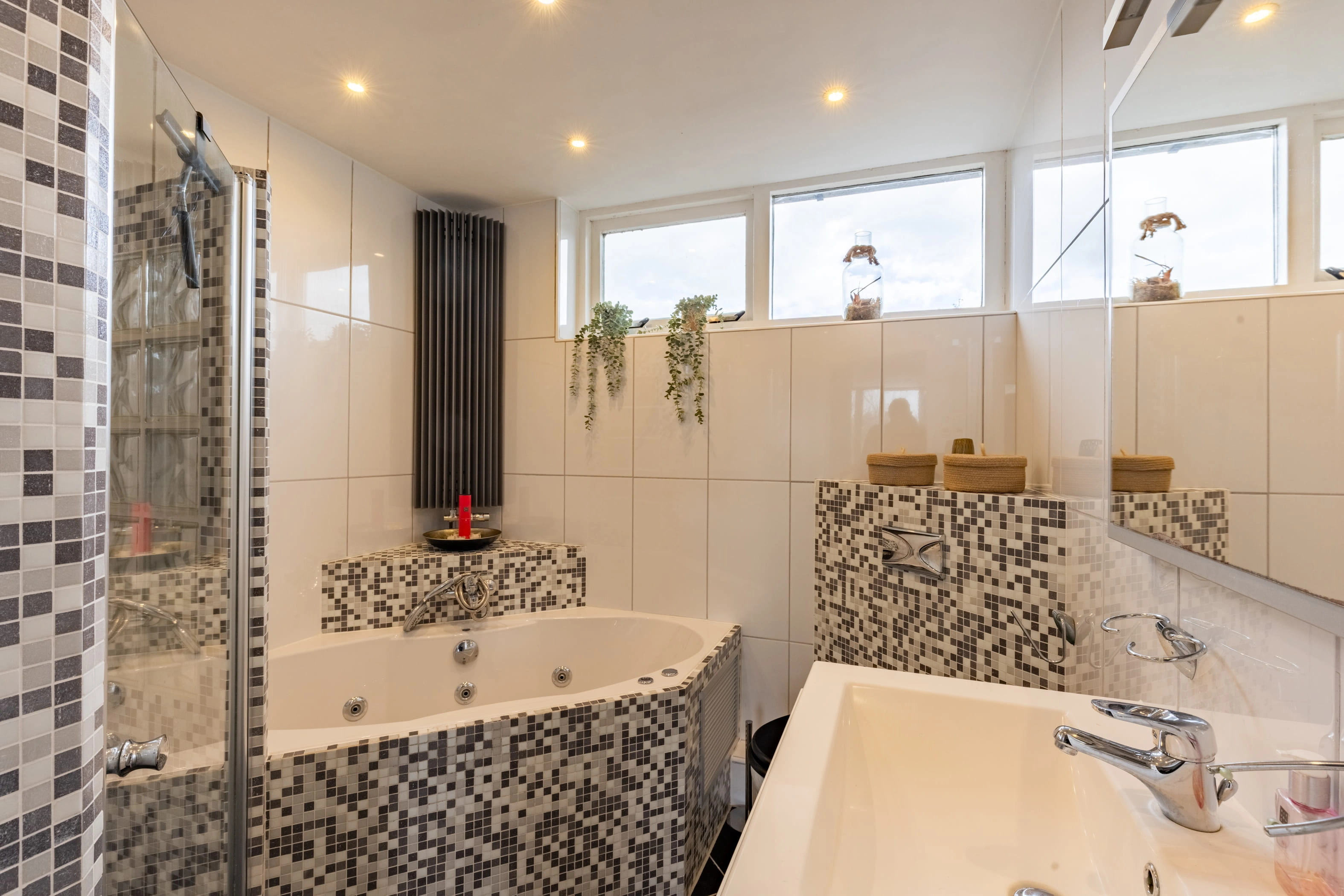 HOLTEN - Verzetstraat 87