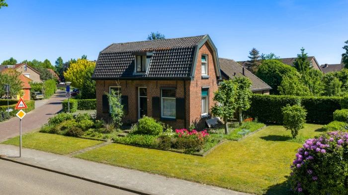 HOLTEN - Larenseweg 76