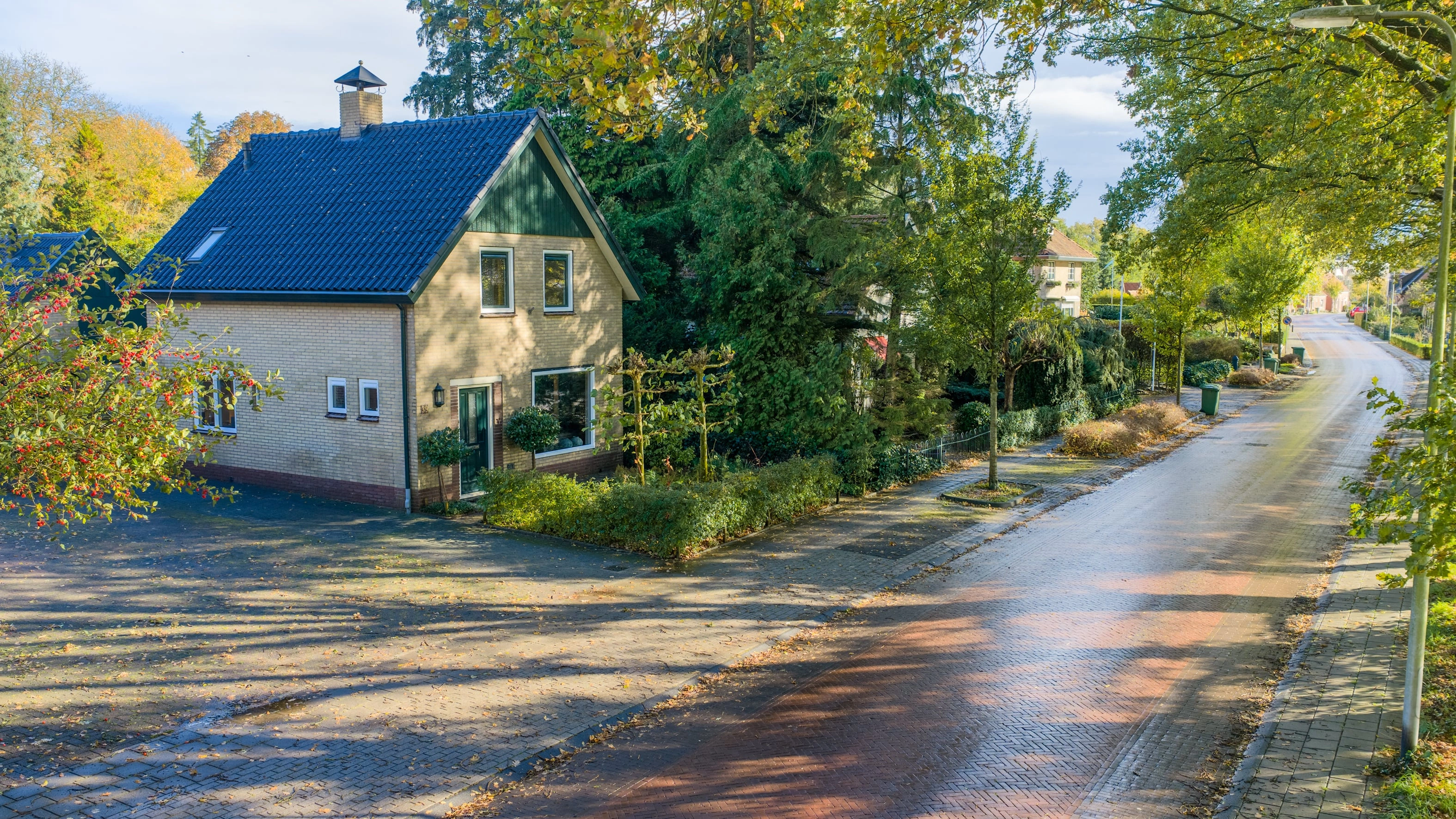 HOLTEN - Burgemeester van de Borchstraat 39