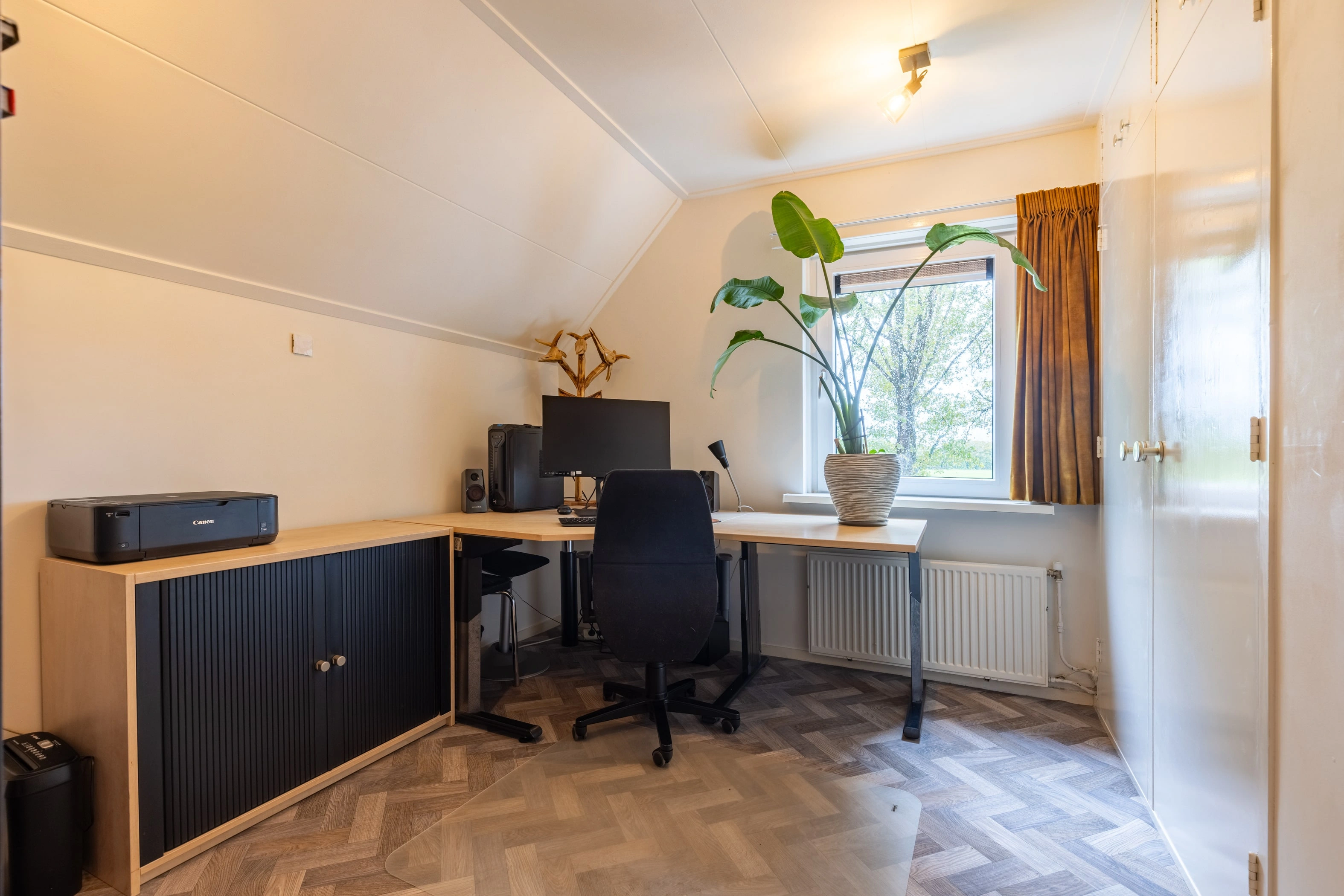HOLTEN - Burgemeester van de Borchstraat 39