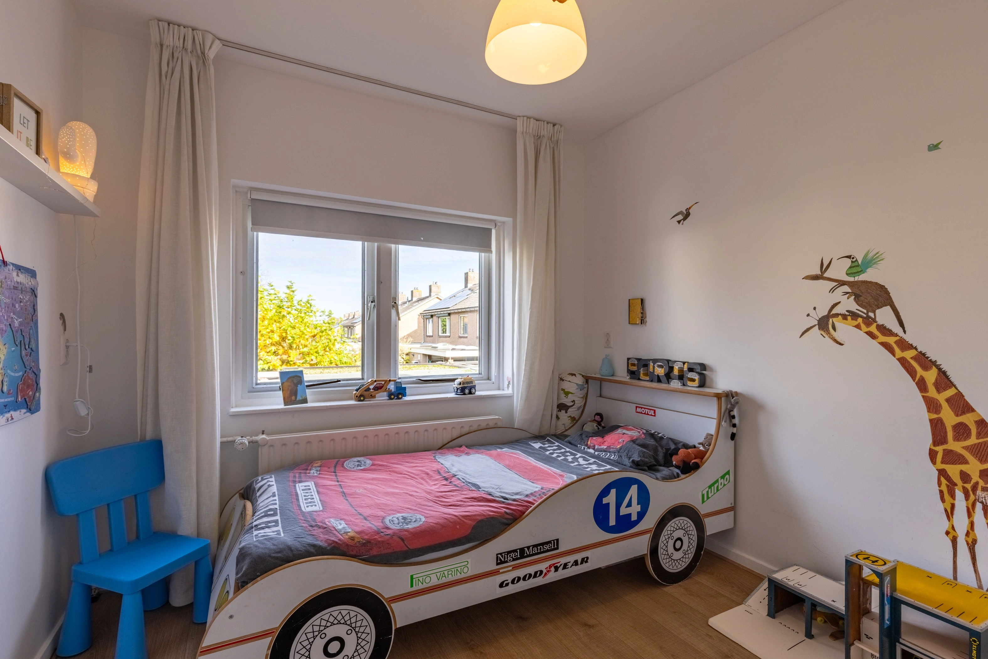 HOLTEN - Meester. G. Vixseboxsestraat 33