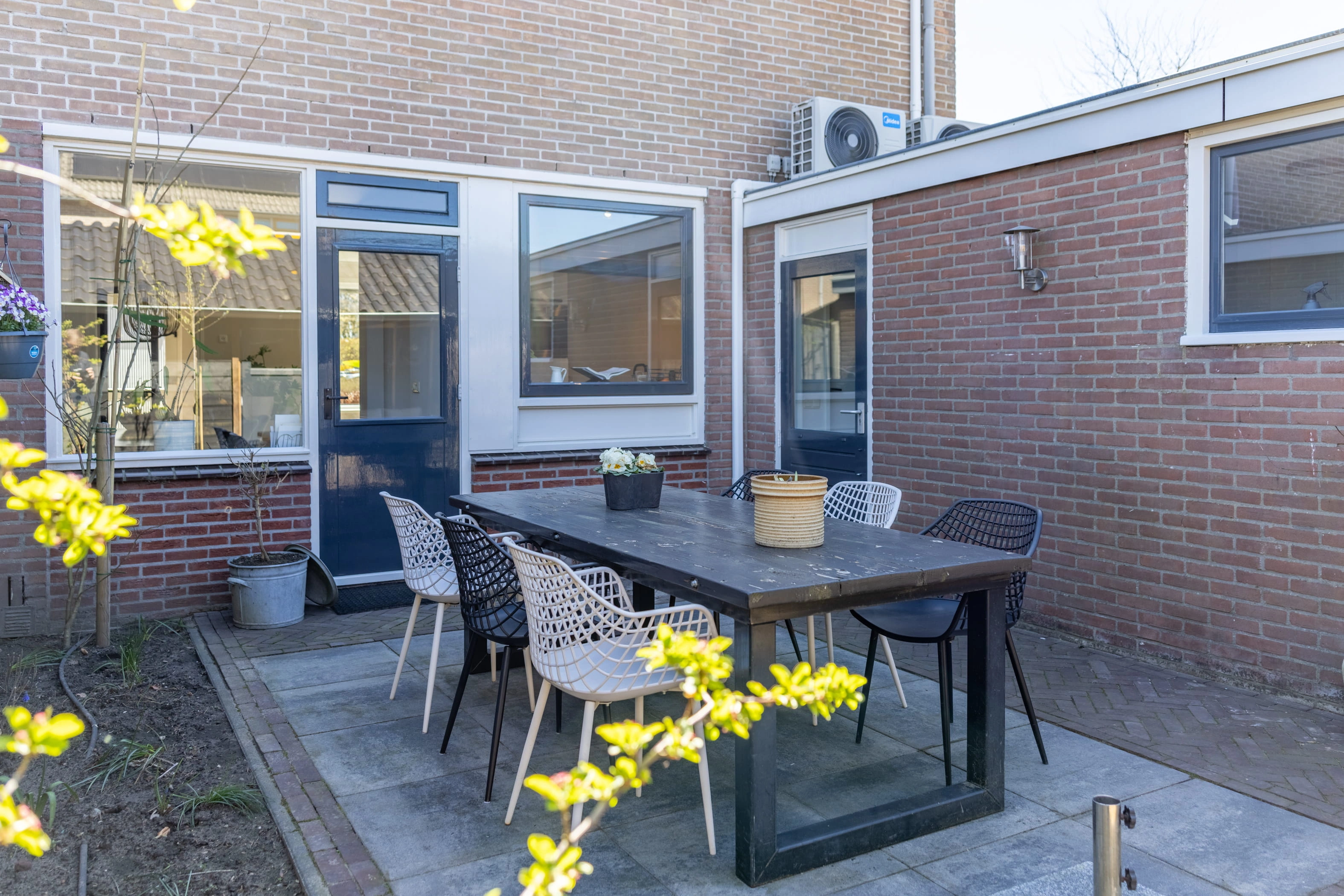 HOLTEN - Churchillstraat 107