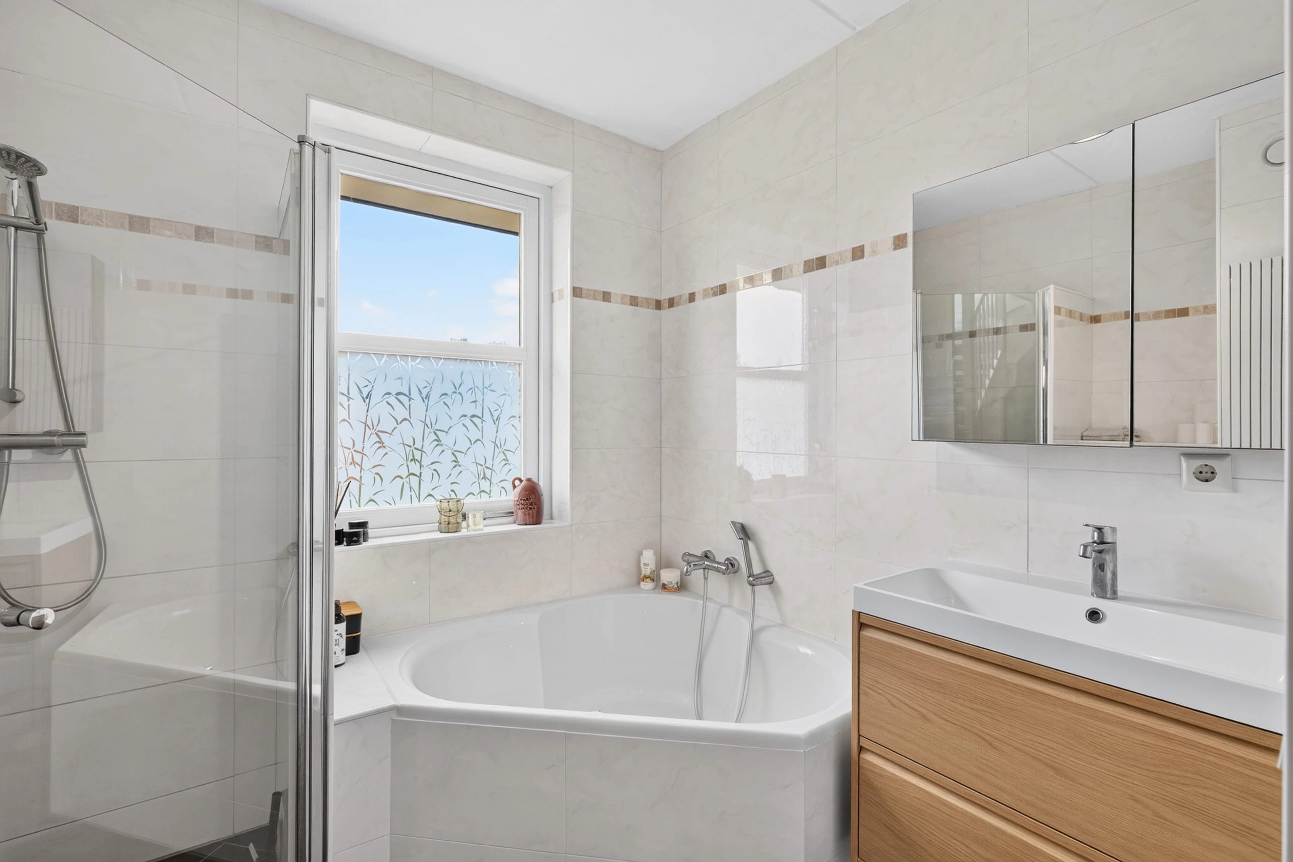 RIJSSEN - De Ymhof 4
