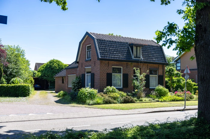 HOLTEN - Larenseweg 76
