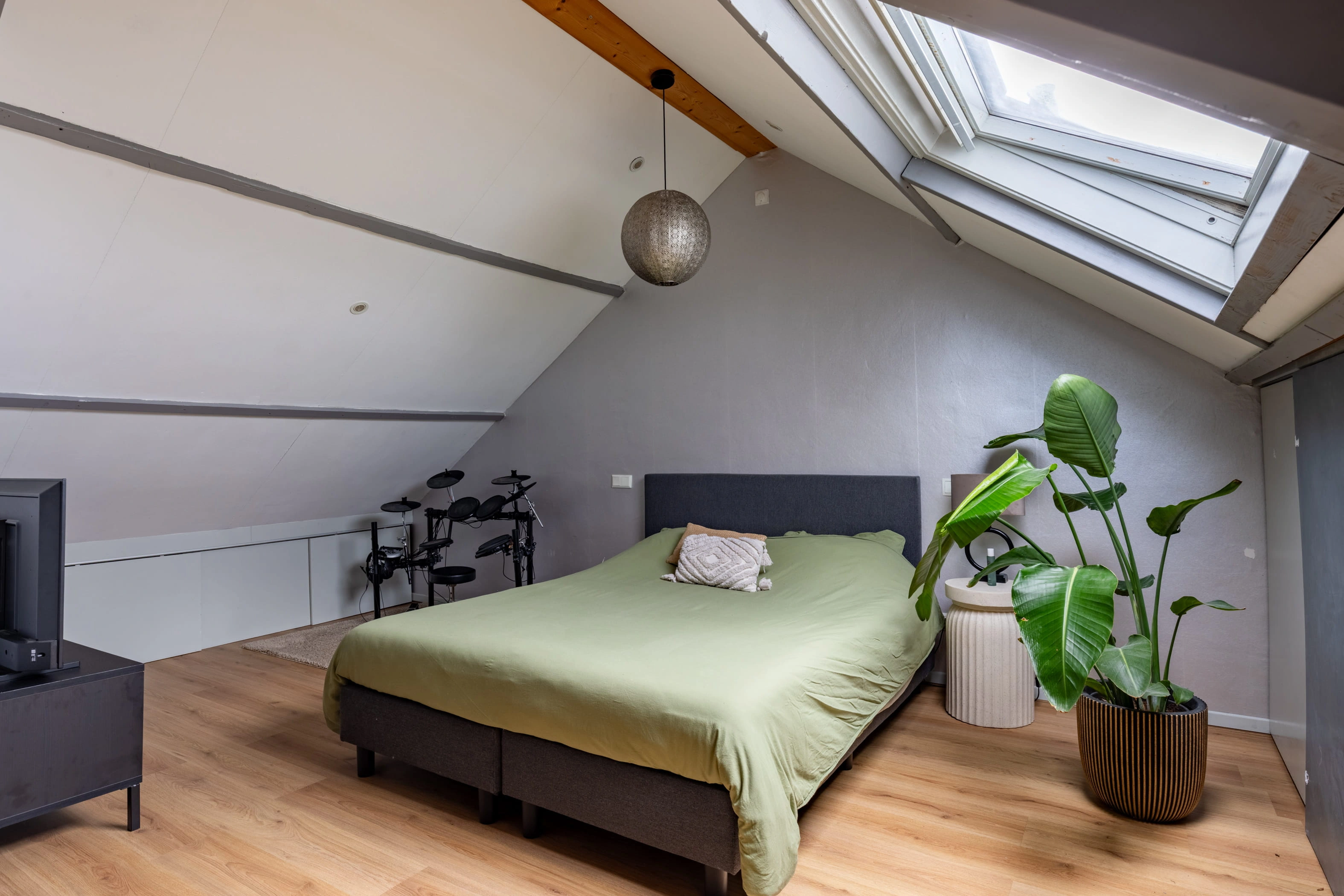 HOLTEN - Verzetstraat 87