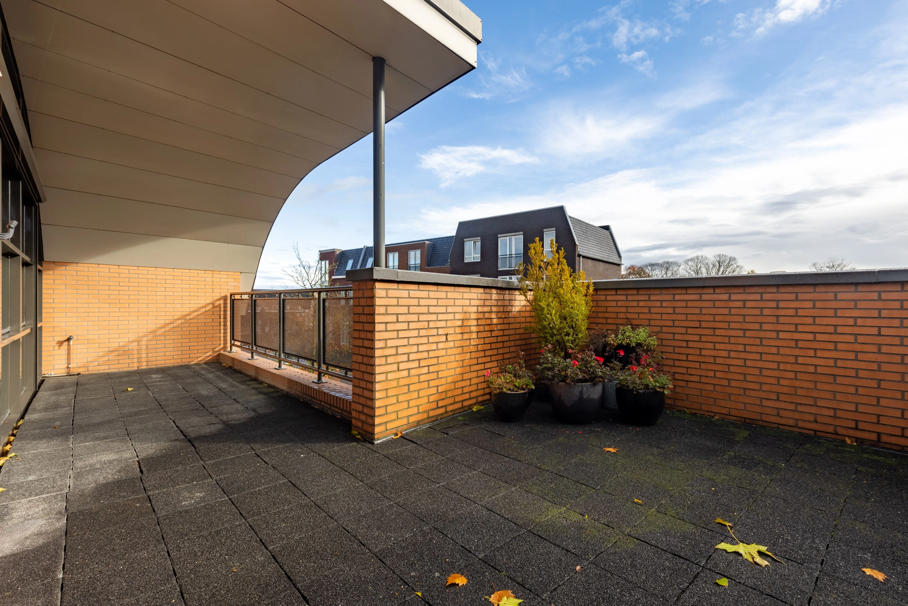 HOLTEN - Stationsstraat 2202