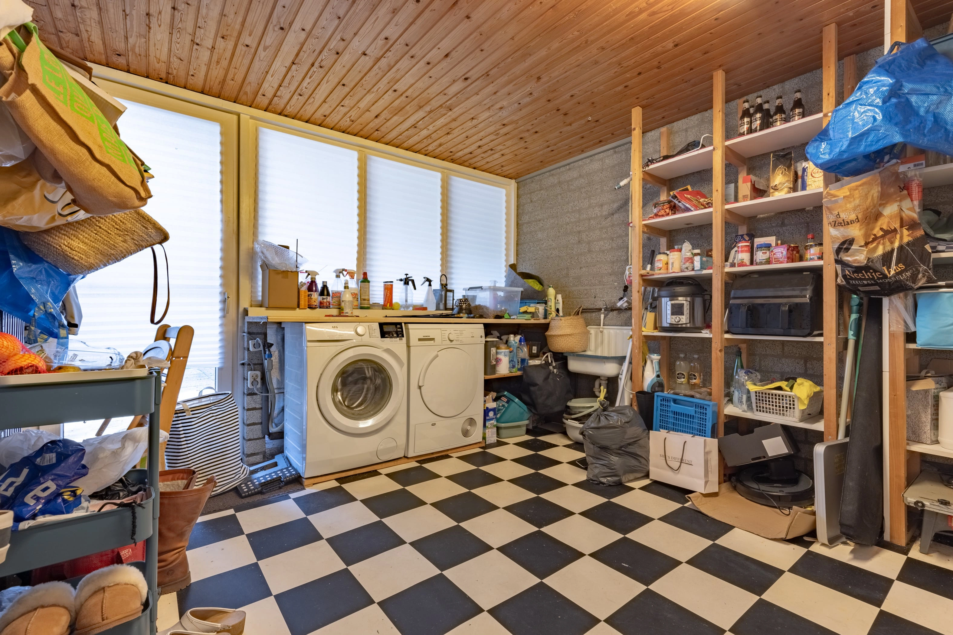 HOLTEN - Houtweg 1